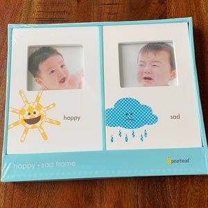 🆕 NIB - 2 in 1! Pearhead picture frames